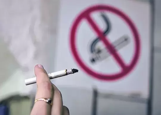 kas sissepääsu juures on suitsetamine lubatud